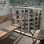 Comfort Modern Free Parking Wi-fi Balcony *
