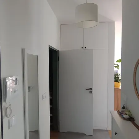 Nowoczesny Z Widokiem! Perfect View Praga South, Wifi, Balcony, Parking, River View! Apartment *