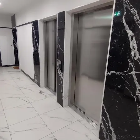 アパート Comfort Modern Free Parking Wi-fi Balcony