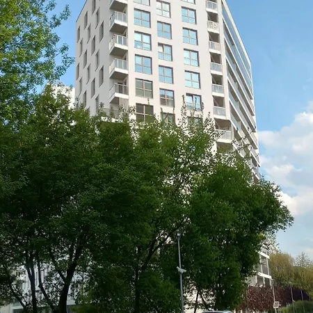 Nowoczesny Z Widokiem! Perfect View Praga South, Wifi, Balcony, Parking, River View! Apartment Warsaw